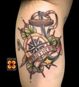 Ligera-ink-tattoo-milano-tatuaggi-milano-migliori-tatuatori-milano-miglior-tatuatore-milano-tatuaggio-old-school-milano-tatuaggio-tradizionale-old-school-tatuaggio-bussola-tatuaggio-ancora