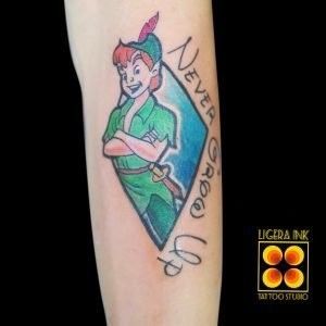 Ligera ink tattoo milano tatuaggi milano bravo tatuaggio peter pan new school tattoo tatuaggi new school dysney tattoo tatuaggio peter pan tattoo peter pan-tatuaggi-disney