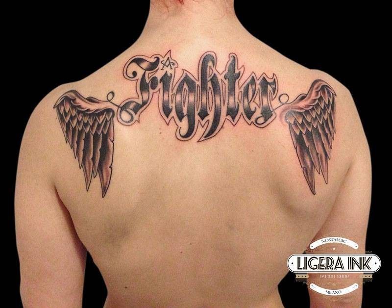 Tattoo ali tatuaggio ali- Ligera Ink Studio Tattoo Milano tattoo milano tatuaggio schiena