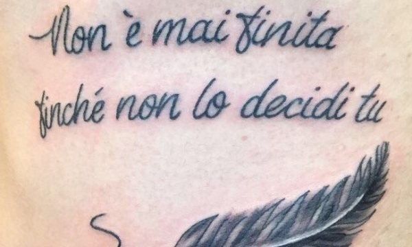 Ligera ink frasi per tatuaggi tattoo piuma piuma tattoo tatuaggio piuma significato tattoo milano tatuaggi milano tatuatori milano tattoo studio milano
