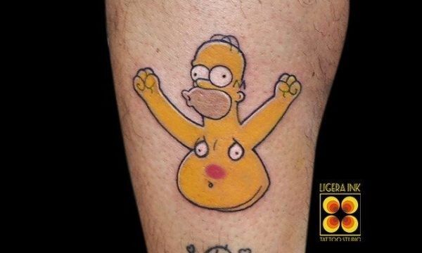 Ligera-ink-tattoo-milano-tatuaggi-milano-migliori-tatuatori-milano-tatuaggi-cartoni-animati-milano-tattoo-cartoon-milano-tatuaggio-homer-simpson-tattoo-simpson