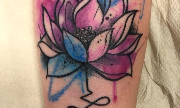 Ligera-Ink-tattoo-milano-tatuaggi-milano-migliori-tatuatori-milano-tatuaggio-watercolor-tatuaggio-acquerello-tattoo-watercolor-peonia-tatuaggi-fiori-tatuaggio-fiore