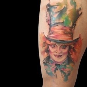 Ligera-ink-tattoo-milano-tatuaggi-milano-migliori-tatuatori-milano-tatuaggi-watercolor-milano-tatuatore-watercolor-milano-tatuaggi-acquerello-tatuaggio-cappellaio-matto