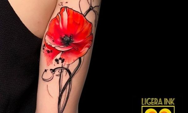 Ligera-Ink-Tattoo-Milano-Tatuaggi-milano-tatuatori-milano-tatuaggio-watercolor-milano-tattoo-watercolor-tatuaggio-papavero