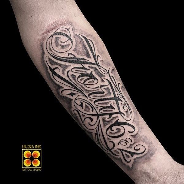 Ligera-Ink-Tattoo-Milano-Tatuaggi-milano-tatuatori-milano-tatuaggio-Tatuaggio-scritta-tattoo-lettering