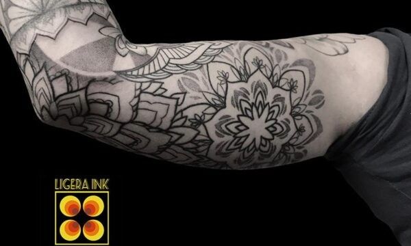 A-Vale-Ligera-ink-tattoo-milano-tatuaggi-milano-migliori-tatuatori-milano-tattoo-blackwork-milanotattoo-mandala-tatuaggio-mandala-tattoo-ornamentale-tatuaggio-ornamentale (3)