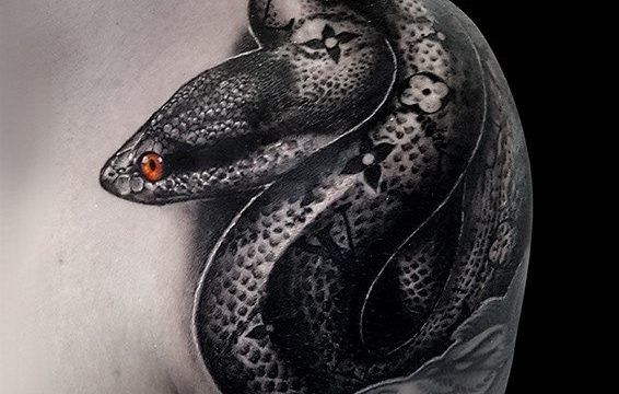 Ligera-ink-tattoo-milano-tatuaggi-milano-migliori-tatuatori-milano-tatuaggio-Tatuaggi-realistici-milano-tattoo-realistici-milano-tatuaggio-serpente