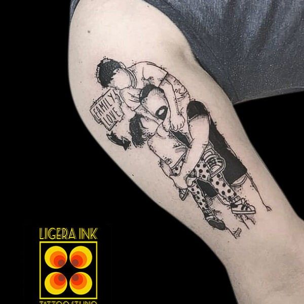Ligera-Ink-Tattoo-Milano-Tatuaggi-milano-tatuatori-milano-tatuaggio-blackwork-milano-tattoo-blackwork-milano-tatuaggio-famiglia2