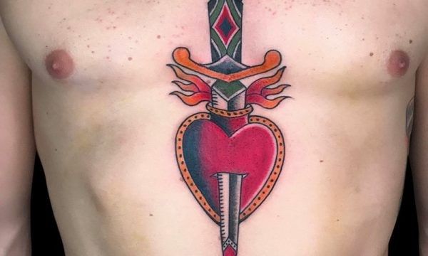 Ligera-ink-tattoo-milano-tatuaggi-milano-miglior-tatuatore-milano-tatuaggi-tradizionali-tatuaggi-old-school-tatuaggio-cuore -spada-tattoo-milano-centro
