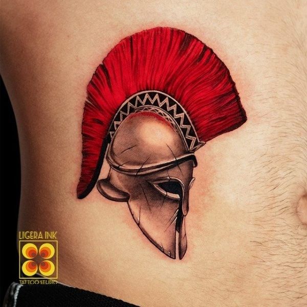 Ligera-ink-tattoo-milano-tatuaggi-milano-migliori-tatuatori-milano-tatuaggio-Tatuaggi-realistici-milano-tattoo-realistici-milano-tatuaggio-elmo-spartano