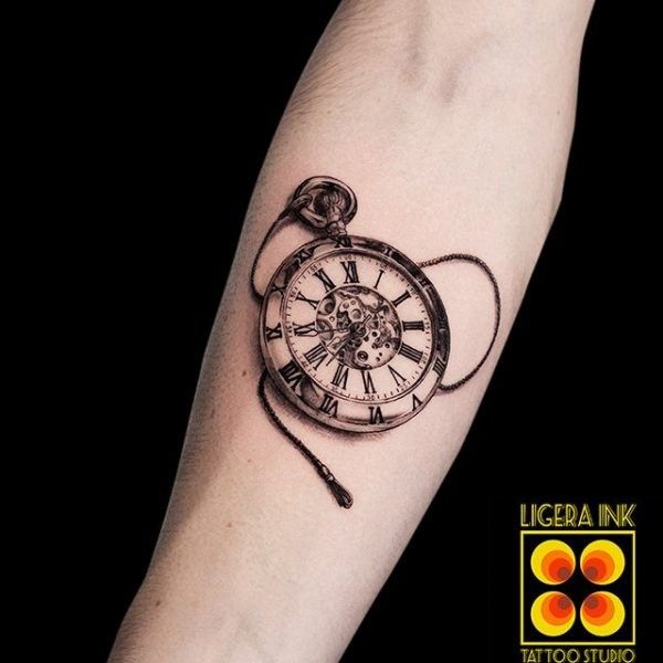 Ligera-ink-tattoo-milano-tatuaggi-milano-migliori-tatuatori-milano-tatuaggio-Tatuaggi-realistici-milano-tattoo-realistici-milano-tatuaggio-orologio