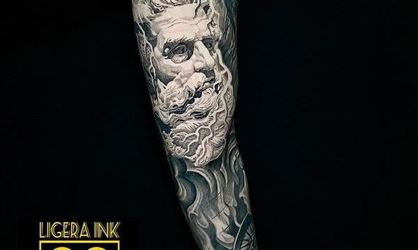 Ligera-ink-tattoo-milano-tatuaggi-milano-migliori-tatuatori-milano-tatuaggio-Tatuaggi-realistici-milano-tattoo-realistici-milano-tatuaggio-polpo-tatuaggio-poseidone-tatuatori-realistici