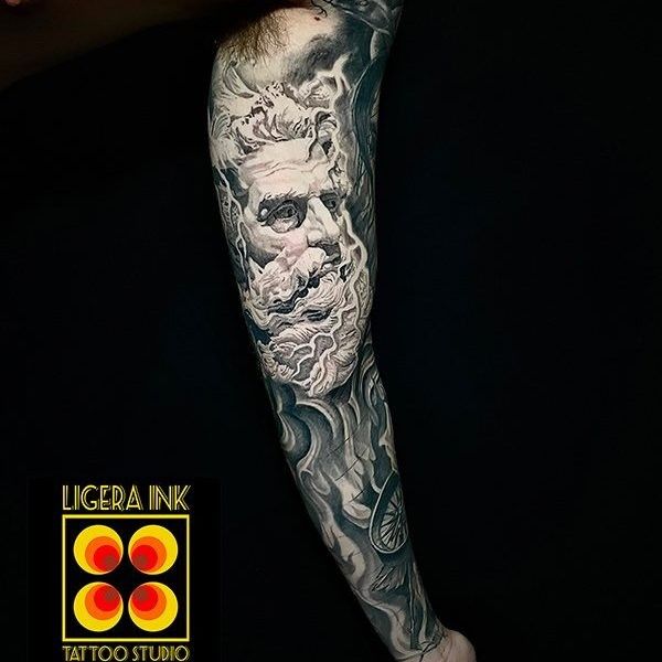 Ligera-ink-tattoo-milano-tatuaggi-milano-migliori-tatuatori-milano-tatuaggio-Tatuaggi-realistici-milano-tattoo-realistici-milano-tatuaggio-polpo-tatuaggio-poseidone-tatuatori-realistici