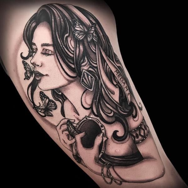 Ligera-Ink-Tattoo-Milano-Tatuaggi-milano-tatuatori-milano-tatuaggio-tradizionale-milano-tatuaggio-newtraditional-milano-tattoo-new-traditional-milano-tatuaggio-donna2