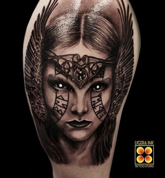 Ligera-ink-tattoo-milano-tatuaggi-milano-migliori-tatuatori-milano-tatuaggio-Tatuaggi-realistici-milano-tattoo-realistici-milano-tatuaggio-valkiria