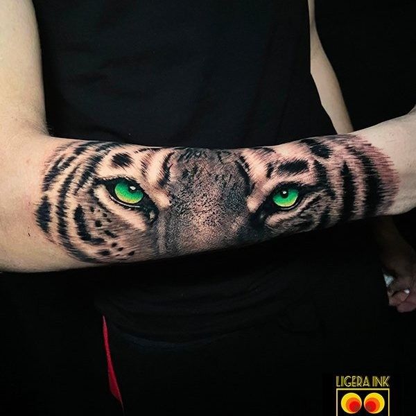 Ligera-ink-tattoo-milano-tatuaggi-milano-migliori-tatuatori-milano-tatuaggio-Tatuaggi-realistici-milano-tattoo-realistici-milano-tatuaggio-tigre-tatuatori-realistici