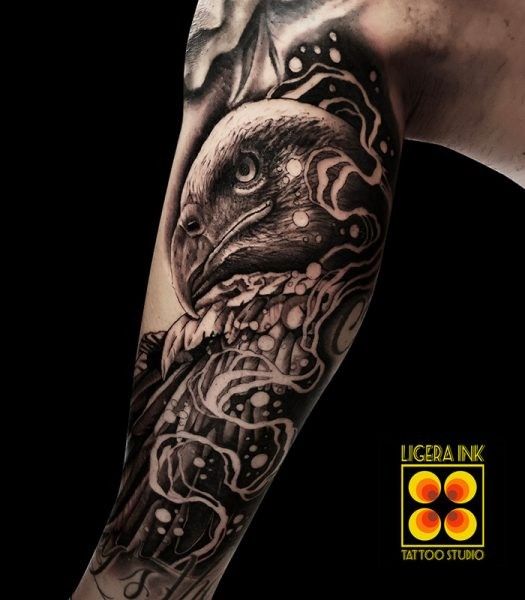 Ligera-ink-tattoo-milano-tatuaggi-milano-migliori-tatuatori-milano-tatuaggio-Tatuaggi-realistici-milano-tattoo-realistici-milano-tatuaggio-polpo-tatuaggio-aquila