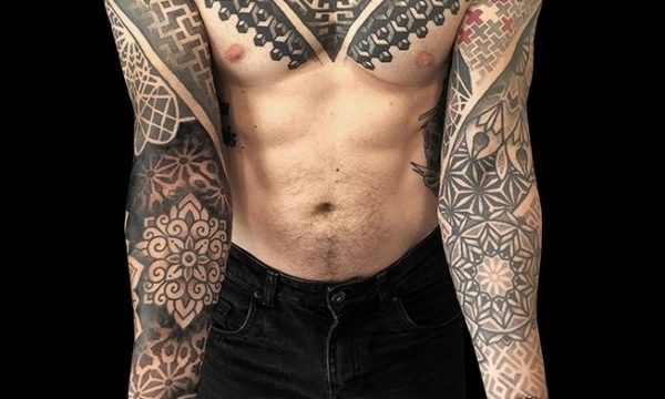 Ligera-ink-Tattoo-Cinisello-Balsamo-tatuaggi-cinisello-balsamo-tatuatori-cinisello-tatuaggi-geometrici-tatuaggi-dotwork-milano47