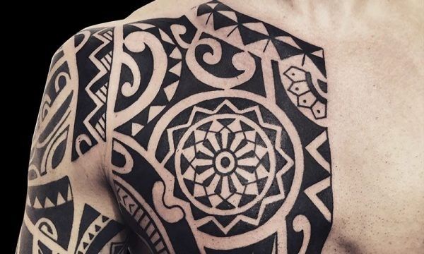 Ligera-ink-tattoo-milano-tatuaggi-milano-migliori-tatuatori-milano-tatuaggio-maori-milano-tattoo-maori-milano-tatuaggio-polinesiano-tattoo-maori-milano