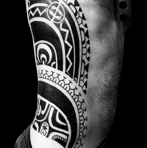 Ligera-ink-tattoo-milano-tatuaggi-milano-migliori-tatuatori-milano-tatuaggio-maori-milano-tattoo-maori-milano-tatuaggio-polinesiano-tattoo-maori-milano