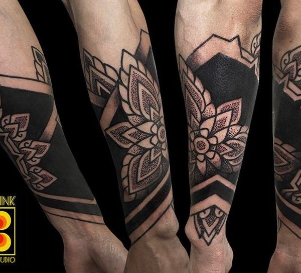 Ligera-ink-Tattoo-Cinisello-Balsamo-tatuaggi-cinisello-balsamo-tatuatori-cinisello-tatuaggi-geometrici-tatuaggi-dotwork-milano46