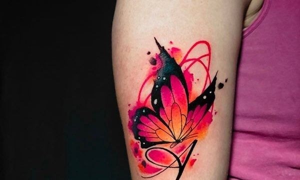 Ligera-Ink-Tattoo-Milano-Tatuaggi-milano-tatuatori-milano-tatuaggio-watercolor-milano-tattoo-watercolor-tatuatrice-watercolor-milano-tatuaggio-farfalla-watercolor