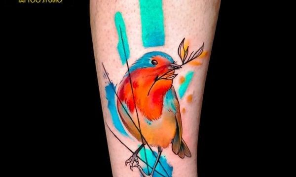 Ligera-Ink-Tattoo-Milano-Tatuaggi-milano-tatuatori-milano-tatuaggio-watercolor-milano-tattoo-watercolor-tatuatrice-watercolor-milano-tatuaggio-pettirosso-watercolor