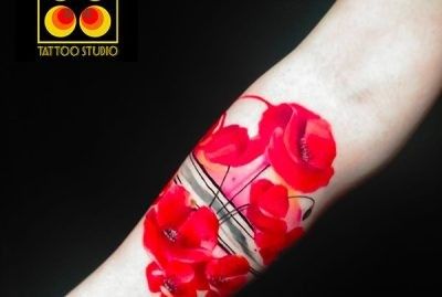 Ligera-Ink-Tattoo-Milano-Tatuaggi-milano-tatuatori-milano-tatuaggio-watercolor-milano-tattoo-watercolor-tatuatrice-watercolor-milano-tatuaggio-papavero-watercolor-watercolor-milano-centro