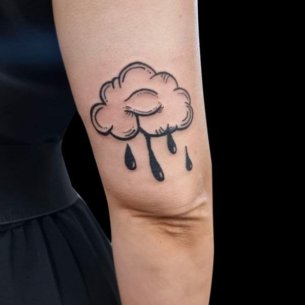 Ligera-ink-tattoo-milano-tatuaggi-milano-migliori-tatuatrice-milano-tattoo-fineline-milano-tatuaggi-fineline-milano-fineline-milano-tatuaggio-nuvola