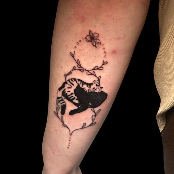 Ligera-ink-tattoo-milano-tatuaggi-milano-migliori-tatuatrice-milano-tattoo-fineline-milano-tatuaggi-fineline-milano-fineline-milano-tatuaggio-gatti