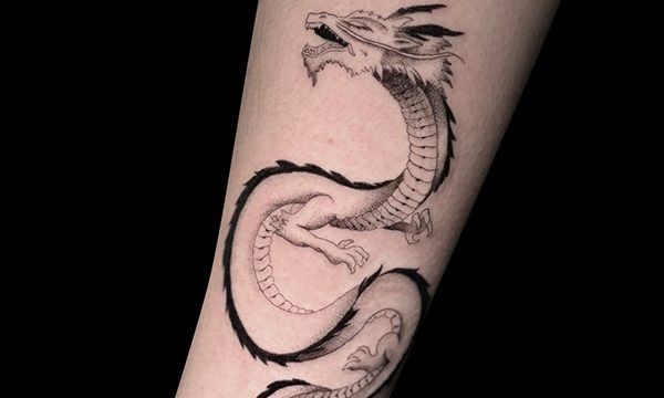 Ligera-Ink-Tattoo-milano-Tatuaggi-Milano-tatuatori-Milano-Walk-in-tattoo-milano-tatuaggi-Milano-fineline-milano-tatuaggi-Fineline-Milano-Tattoo-Fineline-Milano-Drago-Fineline-Elena