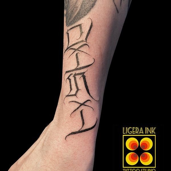Tatuaggio-scritta-tattoo-scritta-lettering-tattoo-lettering-chicano-tattoo-milano-tatuaggi-milano-tatuatori-milano-tatuatore-milano-studio-tattoo-milano-studio-tatuaggi-milano tatuaggi nomi