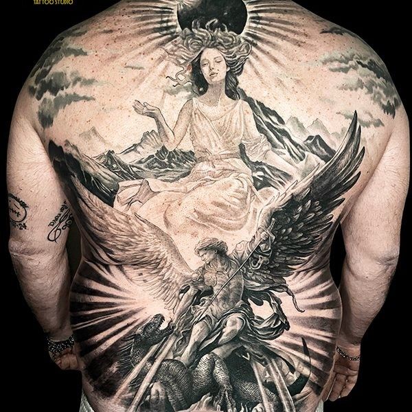 Ligera-ink-tattoo-milano-tatuaggi-milano-migliori-tatuatori-milano-tatuaggio-Tatuaggi-realistici-milano-tattoo-realistici-milano-tatuaggio-angeli-demoni