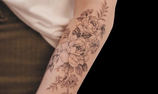 Ligera-Ink-Tattoo-milano-Tatuaggi-Milano-tatuatori-Milano-Walk-in-tattoo-milano-tutuaggi-senza-appuntamento-Tatuaggio-gia-Milano-tattoo-realistico-milano-Fra-Fiori