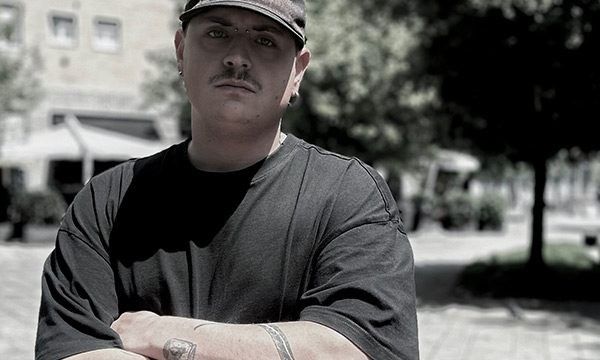 Ligera-Ink-Tattoo-milano-Tatuaggi-Milano-tatuatori-Milano-Walk-in-tattoo-milano-tutuaggi-senza-appuntamento-Tatuaggio-gia-Milano-lBlackwork-milano-tatuaggi-Blackwork-milano-blkluca