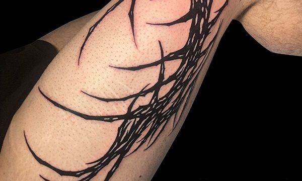 milano-tatuaggi-blackwork-Milano-Tattoo-Milano-Tatutaggi-blackwork-Milano-Dark-lettering-dark-ornamental-Leo10