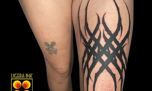 milano-tatuaggi-blackwork-Milano-Tattoo-Milano-Tatutaggi-blackwork-Milano-Dark-lettering-dark-ornamental-Leo2