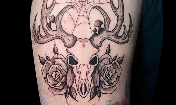 Ligera-Ink-Tattoo-milano-Tatuaggi-Milano-tatuatori-Milano-Walk-in-tattoo-milano-tatuaggi-Milano-fineline-milano-tatuaggi-Fineline-Milano-Tattoo-Fineline-Milano-Martina-cervo.jpg