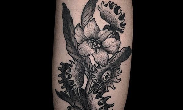 Ligera-Ink-Tattoo-milano-Tatuaggi-Milano-tatuatori-Milano-Walk-in-tattoo-milano-tatuaggi-Milano-blackwork-milano-tatuaggi-blackwork-Milano-Tattoo-Blackwork-Milano-Fiori2.jpg